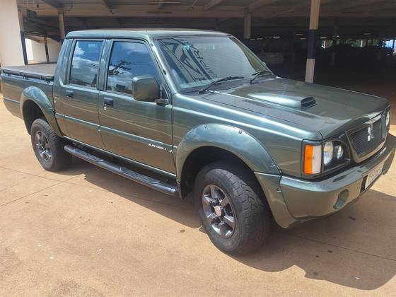 MITSUBISHI L200 2.5 GLS 4X4 CD 8V TURBO DIESEL 4P MANUAL